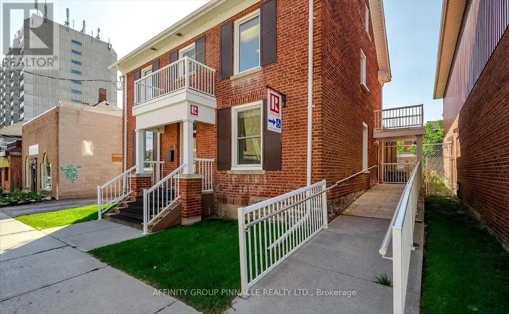 Upper - 273 Charlotte Street, Peterborough (Town Ward 3)